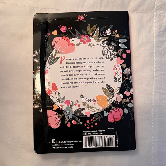 NWT-The Wedding Planner Checklist~ Hardcover – Organizer, July 5 2016 - Picture 2 of 2